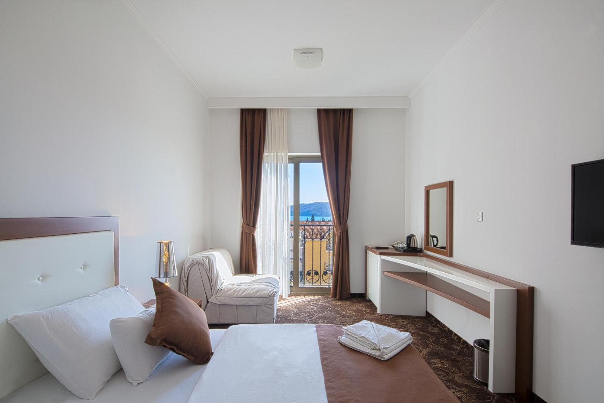 Hotel Pozzo بودفا المظهر الخارجي الصورة