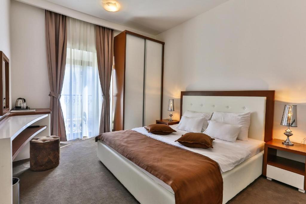 Hotel Pozzo بودفا الغرفة الصورة