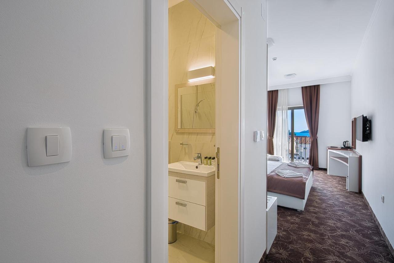 Hotel Pozzo بودفا المظهر الخارجي الصورة