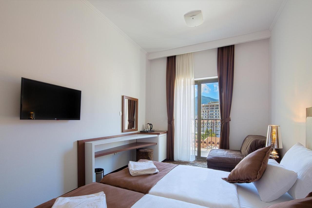 Hotel Pozzo بودفا المظهر الخارجي الصورة