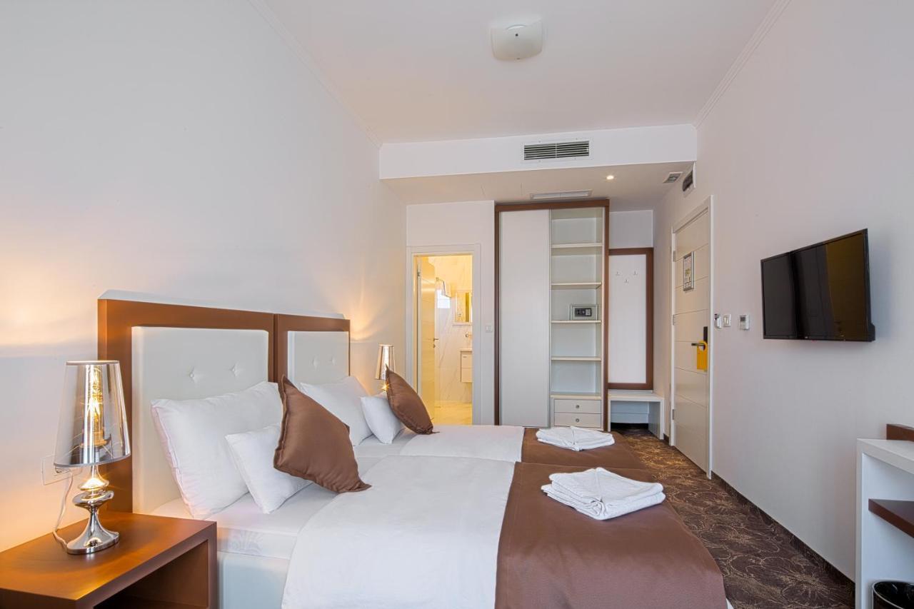 Hotel Pozzo بودفا المظهر الخارجي الصورة